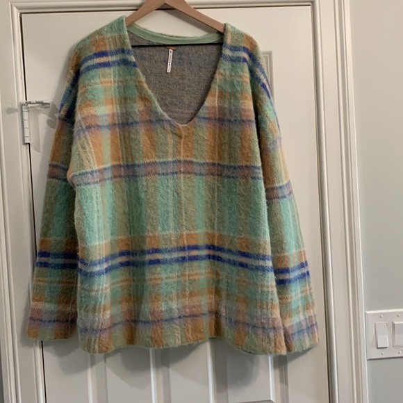 NWOT FREE PEOPLE PRIMROSE PLAID TUNIC SWEATER IN JADE COMBO Z328-13 - Picture 3 of 3